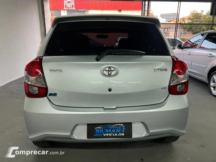 ETIOS 1.5 X Plus 16V