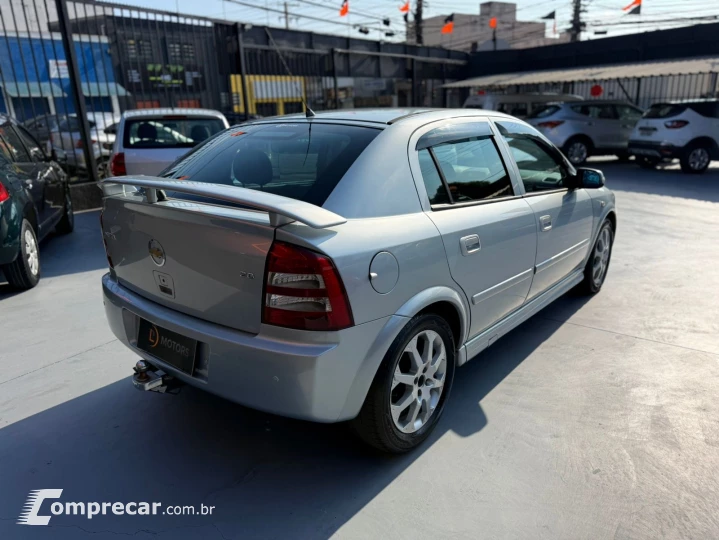 ASTRA 2.0 MPFI Advantage 8V