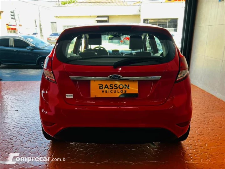 FIESTA 1.6 Titanium Hatch 16V