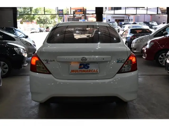 VERSA - 1.6 16V SV 4P XTRONIC