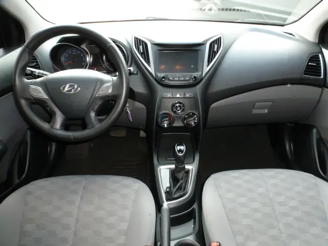 HB20 1.6 Comfort Plus 16V