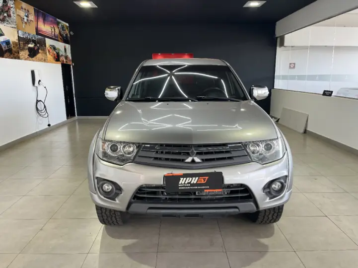 L200 TRITON 3.5 HPE 4X4 CD V6 24V