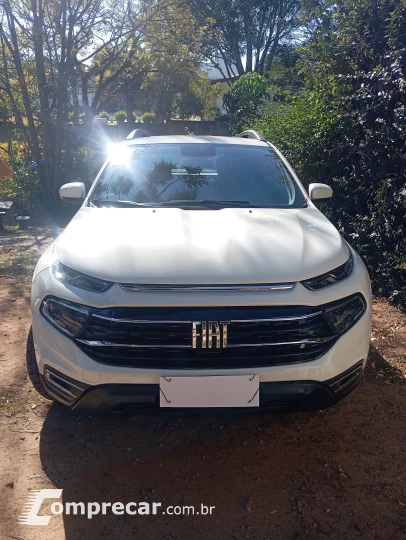 TORO 2.0 16V Turbo Freedom 4WD AT9