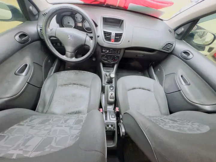 207 1.4 XR Passion Sport 8V