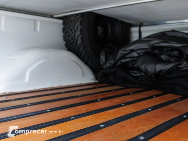 D20 - 4.0 CUSTOM DE LUXE CS 8V TURBO 2P MANUAL