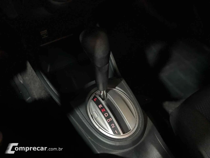 FIT 1.4 LX 16V FLEX 4P AUTOMÁTICO