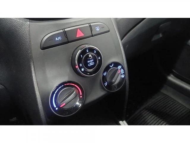 HB20X - 1.6 16V STYLE 4P MANUAL