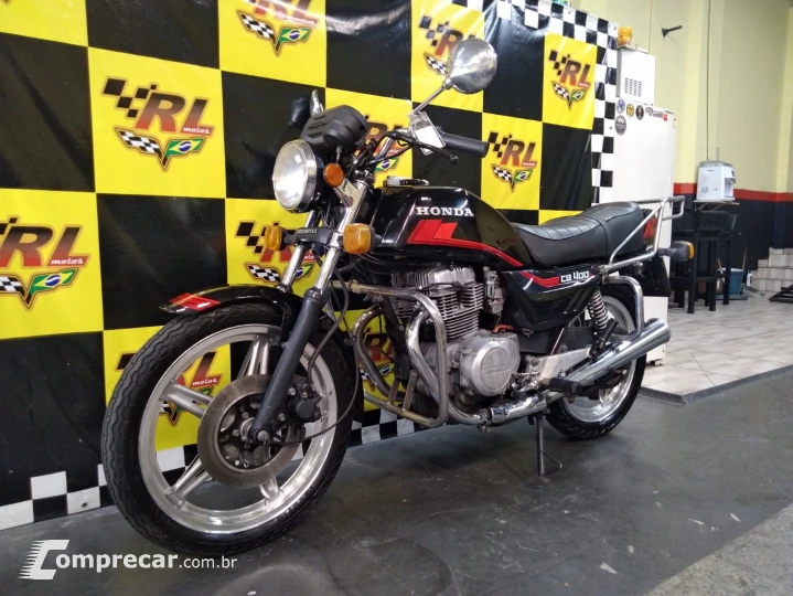 CB400