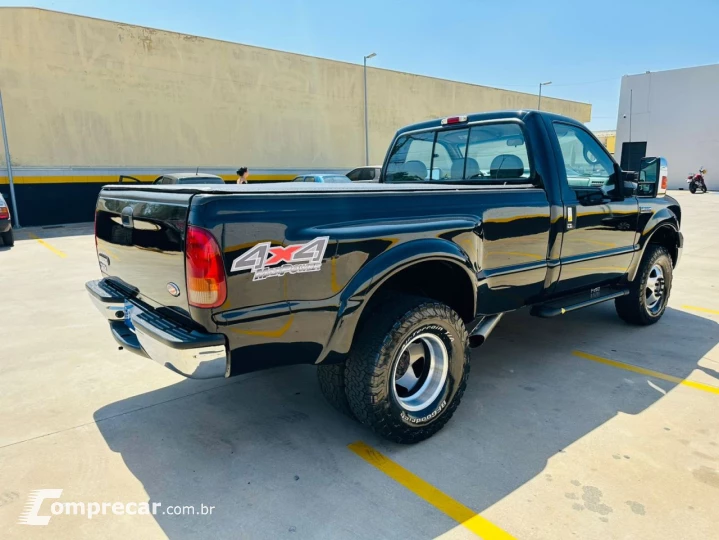 F-250 3.9 XLT SUPER DUTY CABINE SIMPLES DIESEL