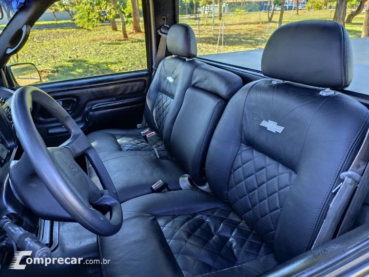 SILVERADO 4.2 D-20 4X2 CS 18V TURBO INTERCOOLER DIESEL 2P MA