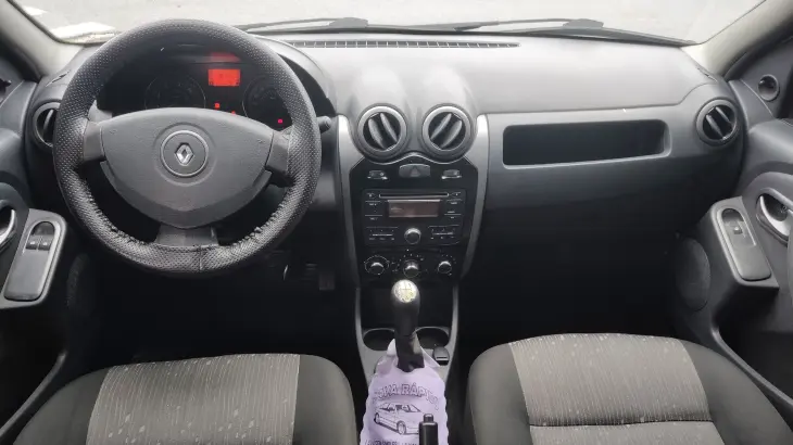 LOGAN 1.0 Expression 16V