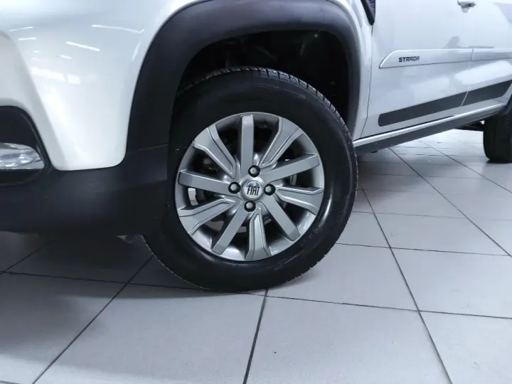 STRADA 1.3 FIREFLY FLEX FREEDOM CS MANUAL