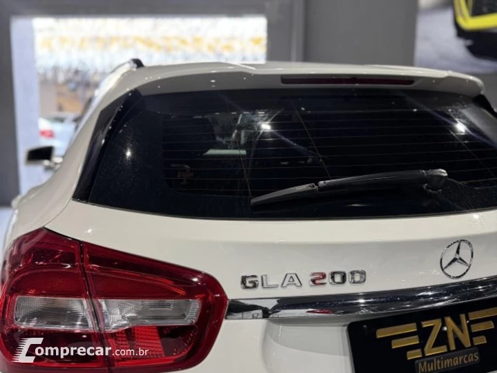 GLA 200 1.6 CGI FLEX STYLE 7G-DCT