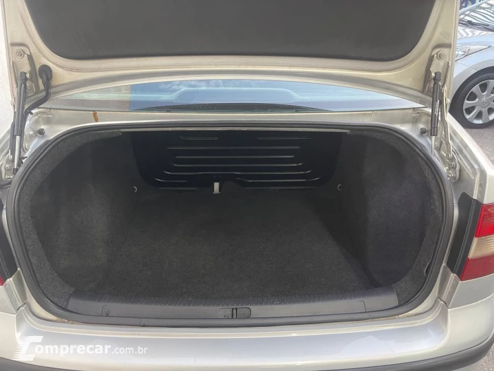 POLO 1.0 MI Classic Sedan 16V