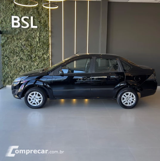 FIESTA 1.6 Rocam Sedan 8V