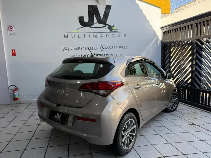 HB20 1.6 Comfort Style 16V