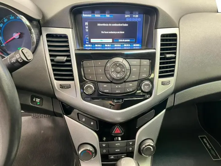 CHEV CRUZE LTZ HB AT