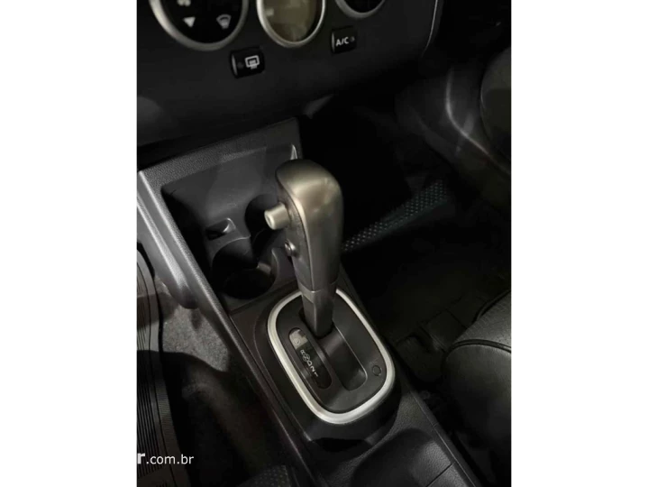 TIIDA 1.8 SL 16V FLEX 4P AUTOMÁTICO