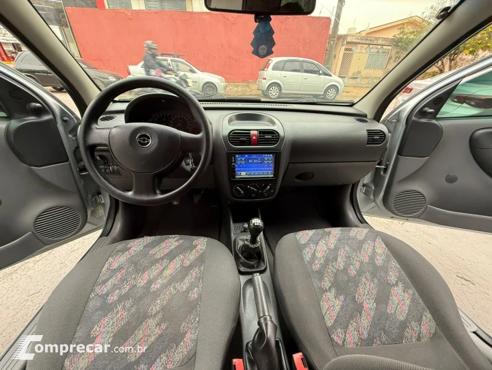 CORSA 1.8 MPFI Maxx 8V