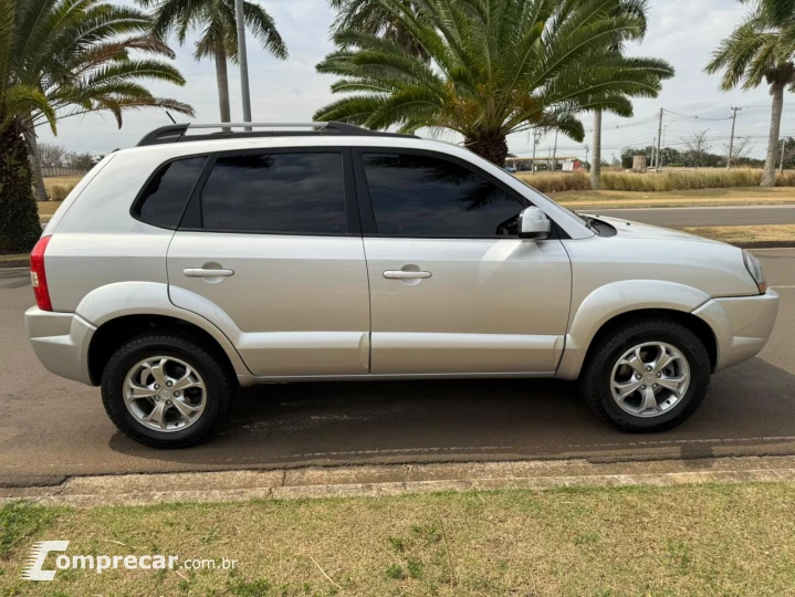 TUCSON 2.0 MPFI GLS 16V 143cv 2WD