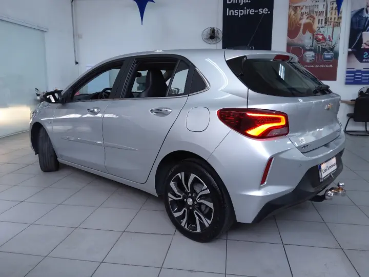 ONIX 1.0 TURBO FLEX PREMIER AUTOMÁTICO