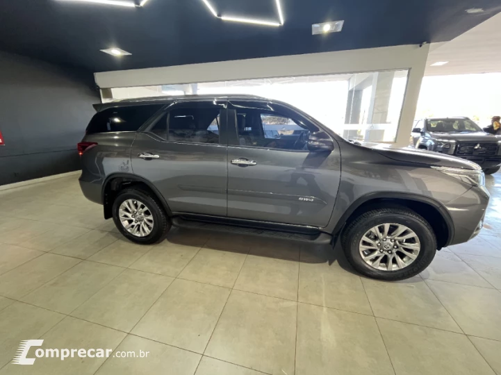 HILUX SW4 2.7 SRV 4X2 16V