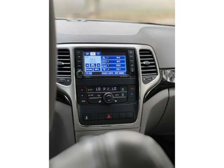 GRAND CHEROKEE 3.6 LAREDO 4X4 V6 24V GASOLINA 4P AUTOMÁTICO