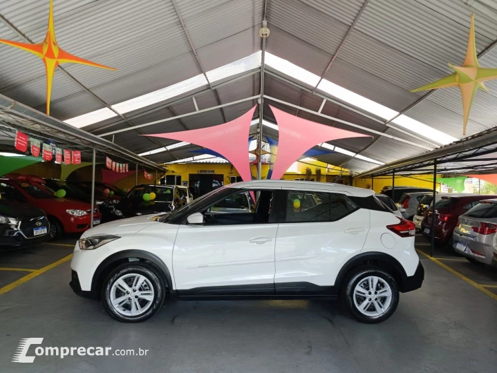 Kicks 1.6 16V Flexstart S Direct 4P Xtronic