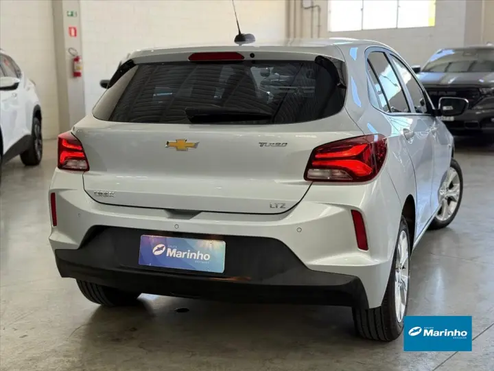 ONIX 1.0 TURBO FLEX LTZ AUTOMÁTICO
