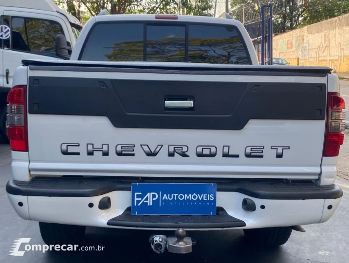 S10 2.4 FLEX EXECUTIVE CABINE DUPLA