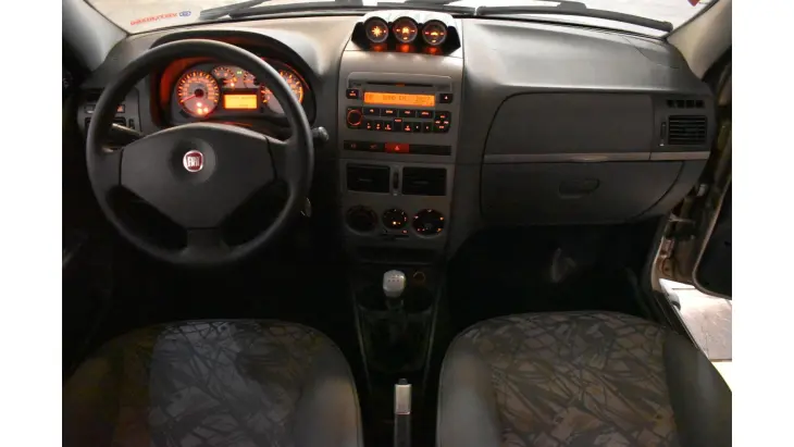 STRADA - 1.8 MPI ADVENTURE CD 8V 2P MANUAL