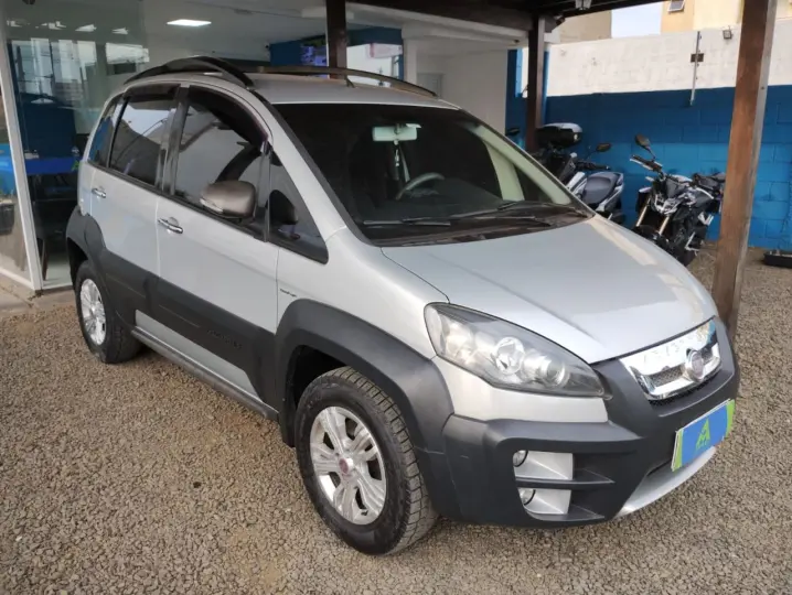 Idea 1.8 16V 4P FLEX ADVENTURE DUALOGIC AUTOMATIZADO