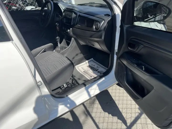 Strada 1.3 FIREFLY FLEX FREEDOM CABINE SIMPLES