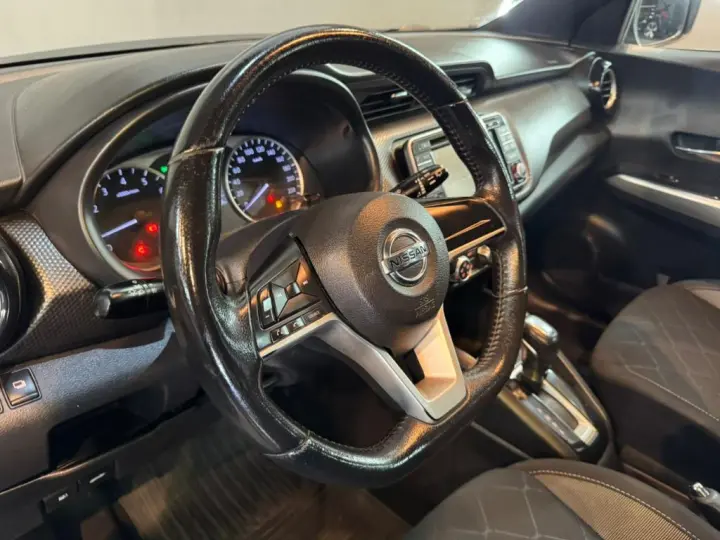 KICKS SV 1.6 16V FlexStar 5p Aut.