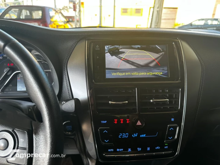 YARIS 1.5 16V Sedan XLS