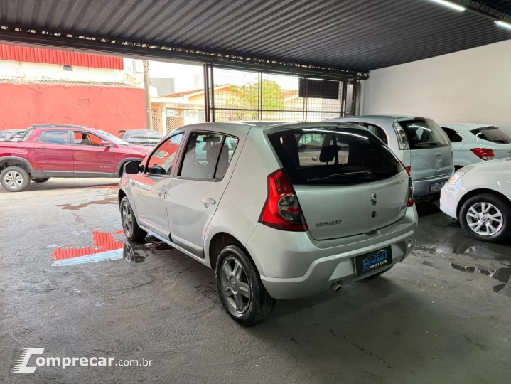 SANDERO 1.6 Vibe 8V