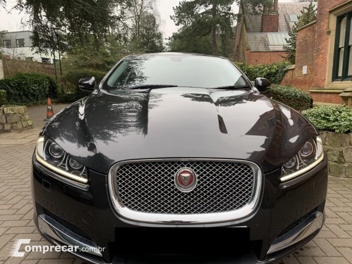 XF 2.0 Premium Luxury