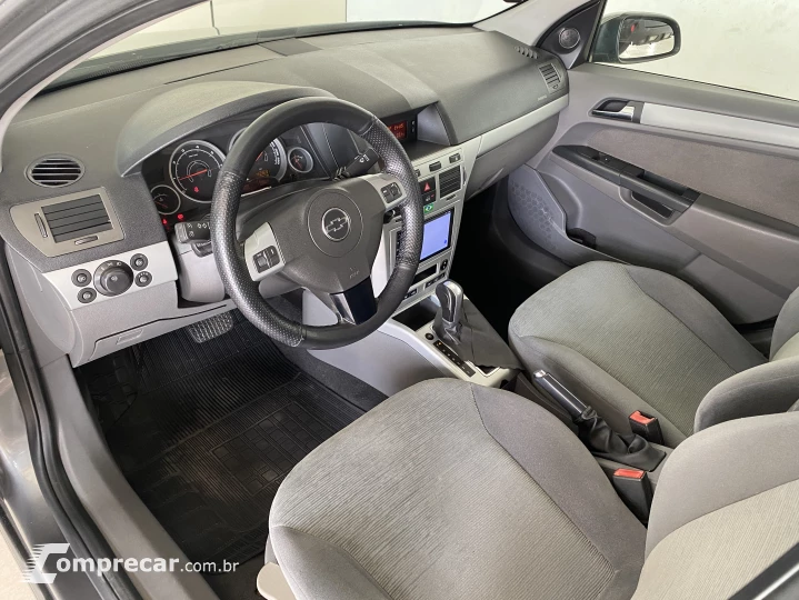 VECTRA 2.0 MPFI Elegance 8V