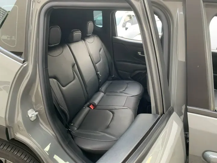 Renegade S T270 1.3 TB 4x4 Flex Aut.