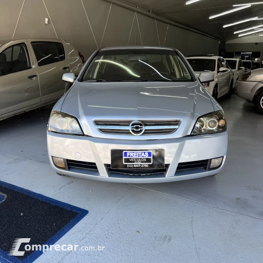 Astra Sed. Advant. 2.0 8V MPFI FlexP. 4p