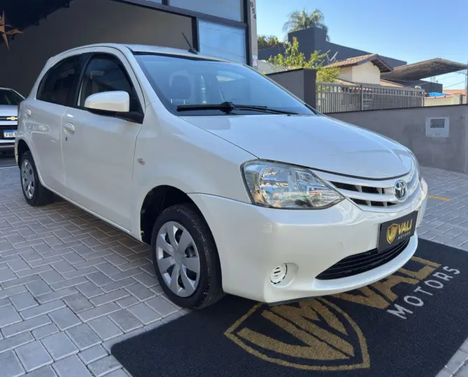 ETIOS XS 1.5 Flex 16V 5p Aut.