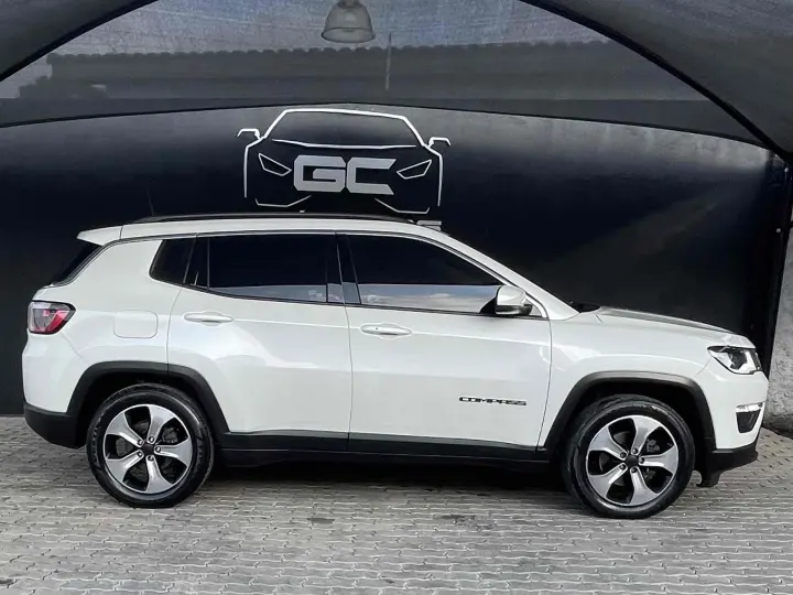 COMPASS 2.0 16V FLEX LONGITUDE AUTOMÁTICO