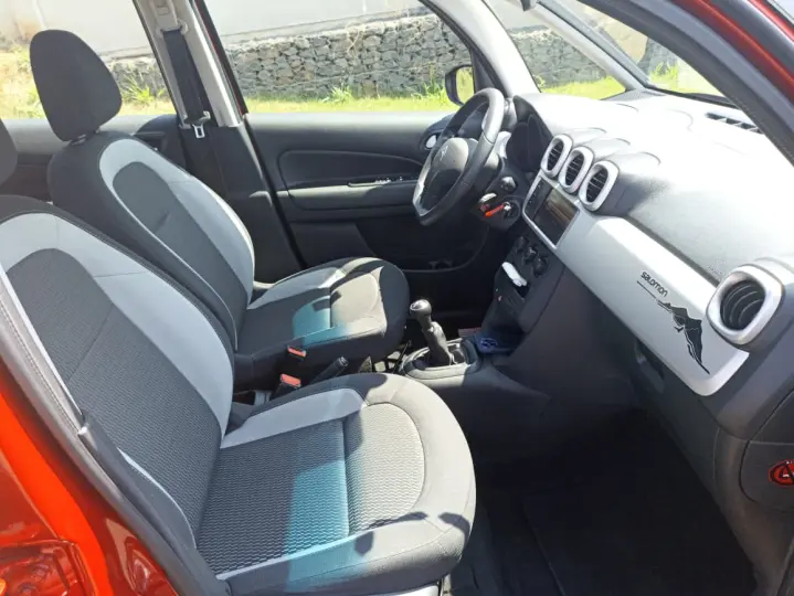 AIRCROSS 1.5 Live 8V