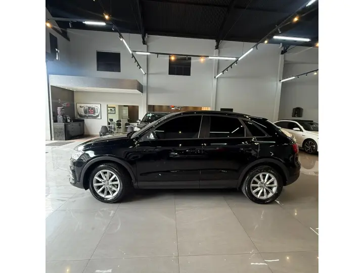 Q3 1.4 TFSI AMBIENTE FLEX 4P S TRONIC