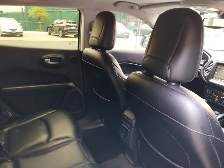 Compass 2.0 16V 4P LONGITUDE FLEX AUTOMÁTICO