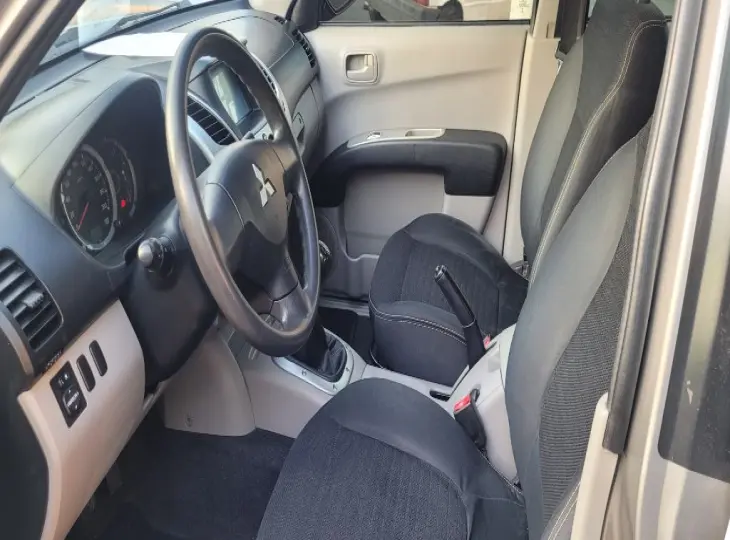 L200 Triton HLS 2.4 Flex 16V CD Mec.