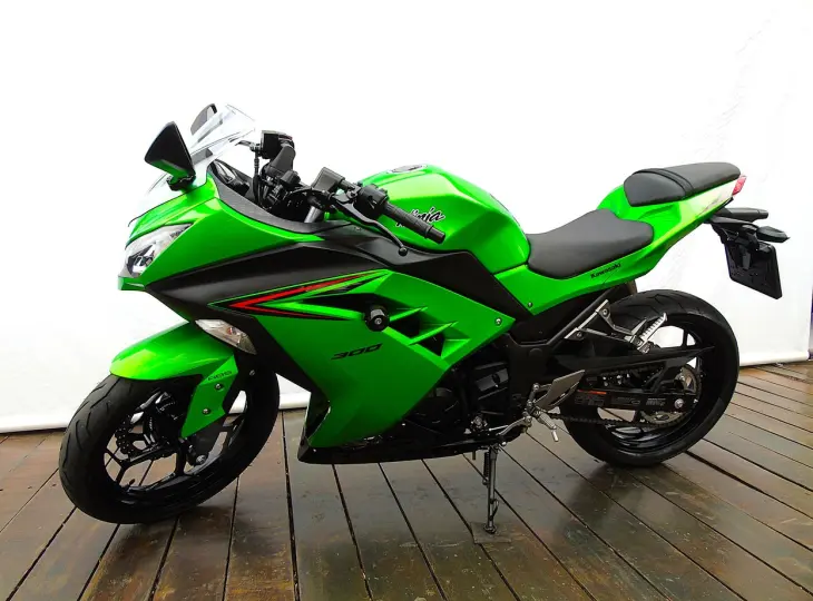 KAWASAKI NINJA 300 ABS