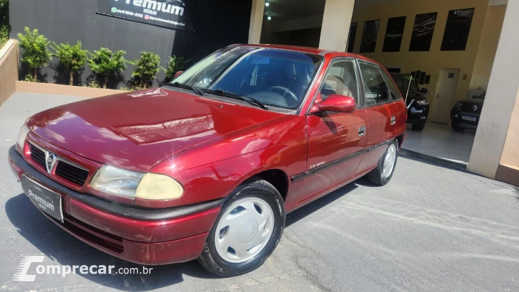 ASTRA 2.0 MPFI GLS 8V