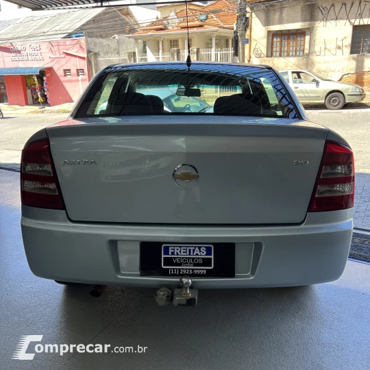 Astra Sed. Advant. 2.0 8V MPFI FlexP. 4p