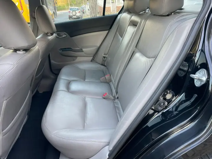 Civic Sedan LXS 1.8/1.8 Flex 16V Aut. 4p